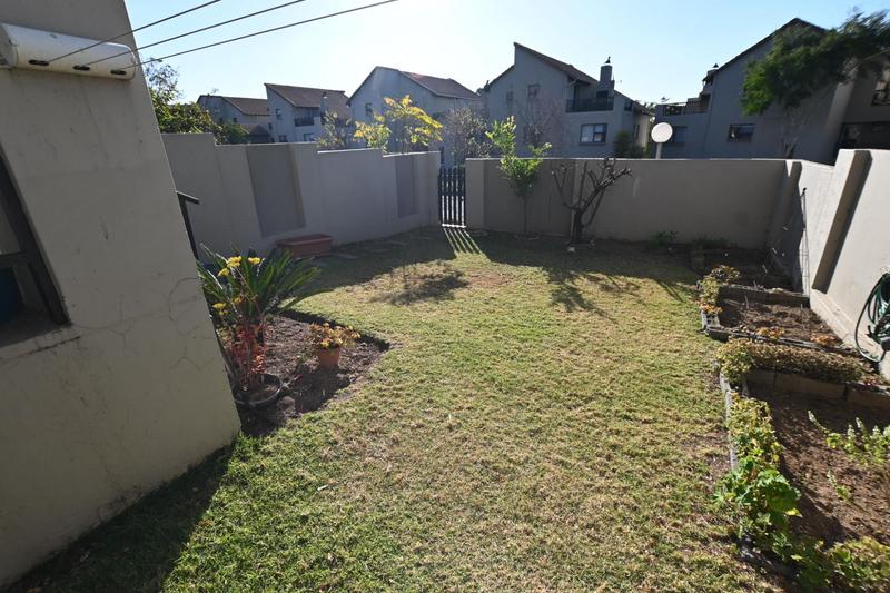 To Let 2 Bedroom Property for Rent in Paulshof Gauteng
