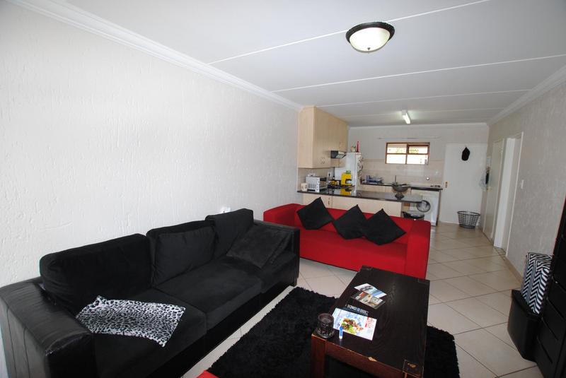 1 Bedroom Property for Sale in Paulshof Gauteng