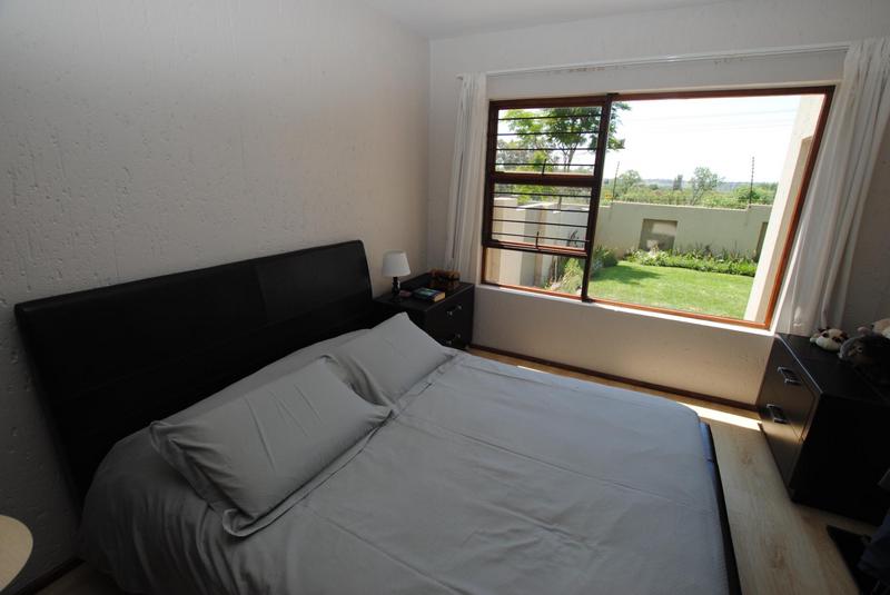 1 Bedroom Property for Sale in Paulshof Gauteng