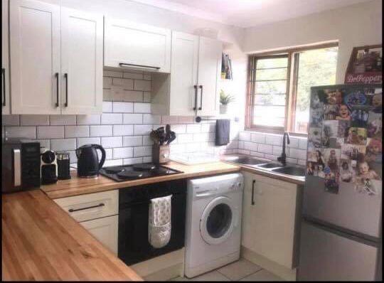 2 Bedroom Property for Sale in Sunninghill Gauteng