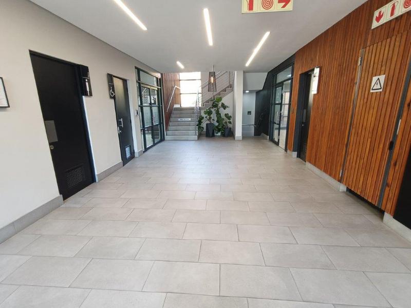 To Let commercial Property for Rent in Strubensvallei Gauteng