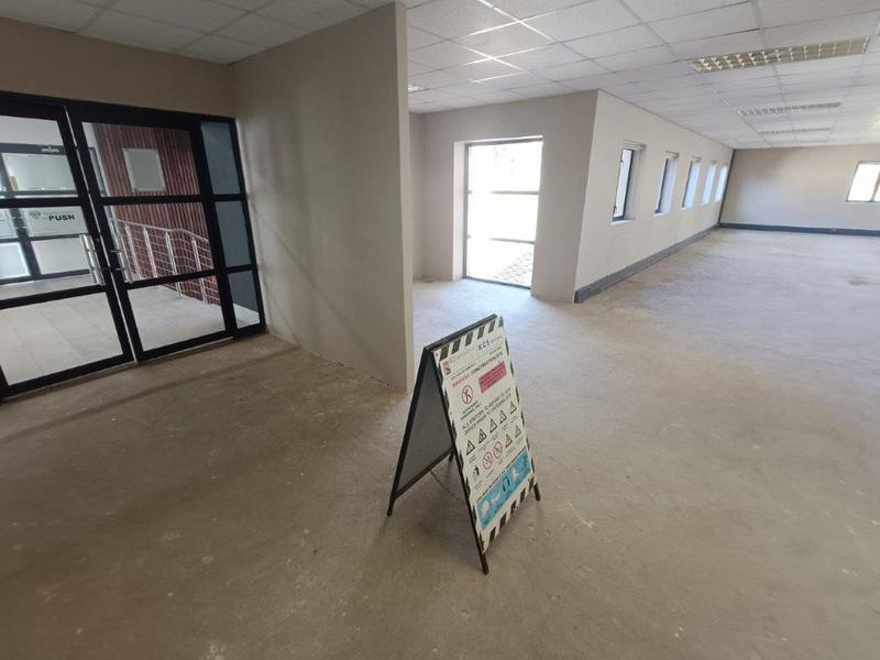 To Let commercial Property for Rent in Strubensvallei Gauteng