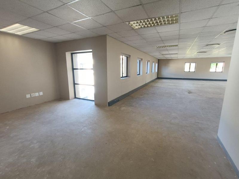 To Let commercial Property for Rent in Strubensvallei Gauteng
