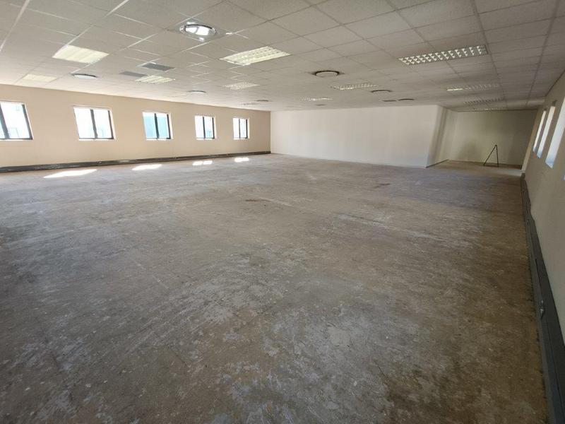 To Let commercial Property for Rent in Strubensvallei Gauteng