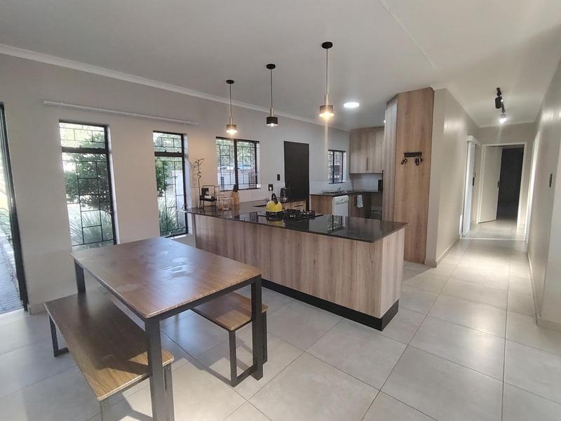 To Let 3 Bedroom Property for Rent in The Reeds Gauteng