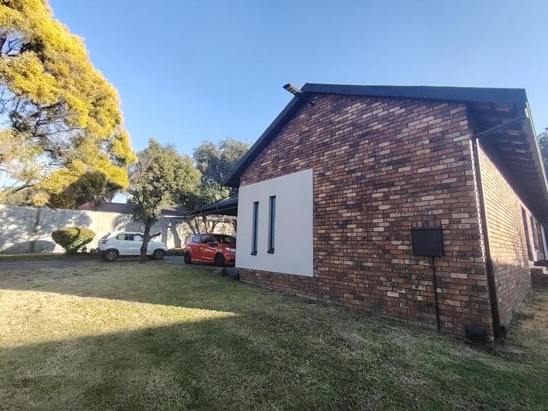 To Let 3 Bedroom Property for Rent in The Reeds Gauteng