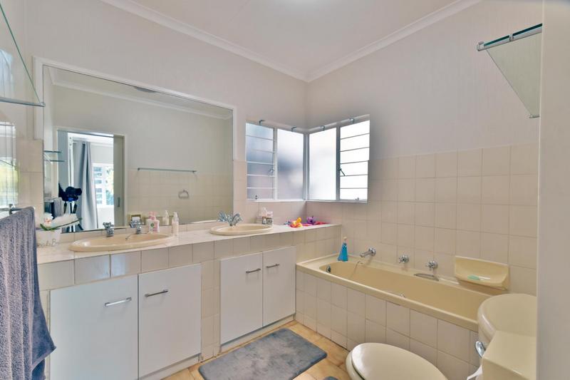 4 Bedroom Property for Sale in Northwold Gauteng