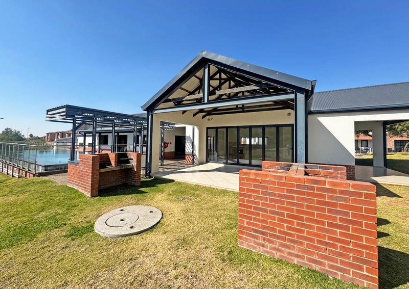 1 Bedroom Property for Sale in Randpark Ridge Gauteng