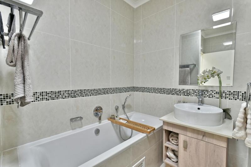 1 Bedroom Property for Sale in Randpark Ridge Gauteng