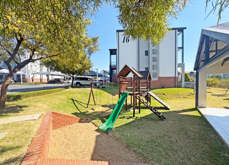 1 Bedroom Property for Sale in Randpark Ridge Gauteng