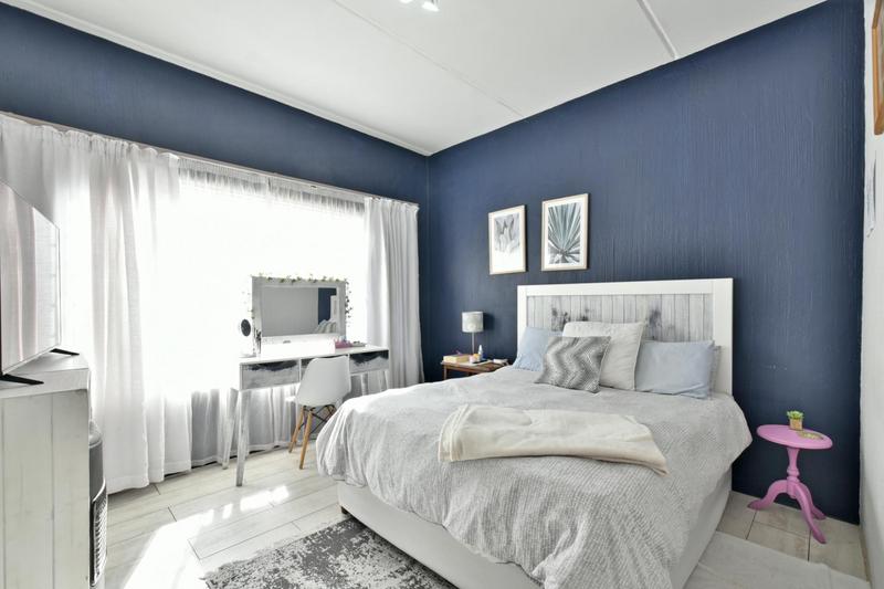 2 Bedroom Property for Sale in Sundowner Gauteng