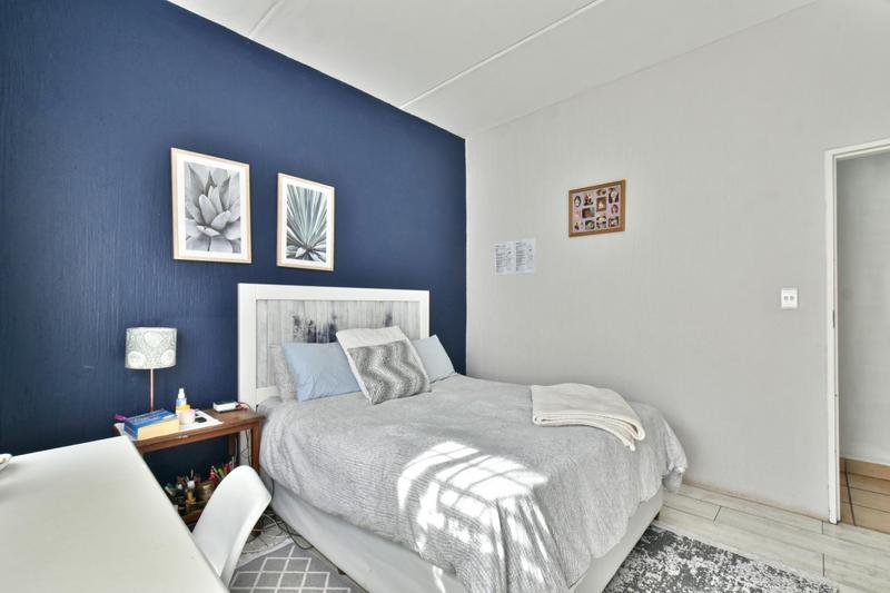 2 Bedroom Property for Sale in Sundowner Gauteng