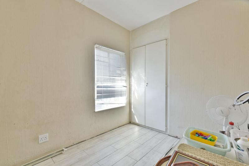 2 Bedroom Property for Sale in Sundowner Gauteng
