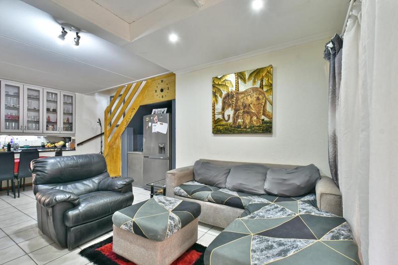 4 Bedroom Property for Sale in Weltevreden Park Gauteng