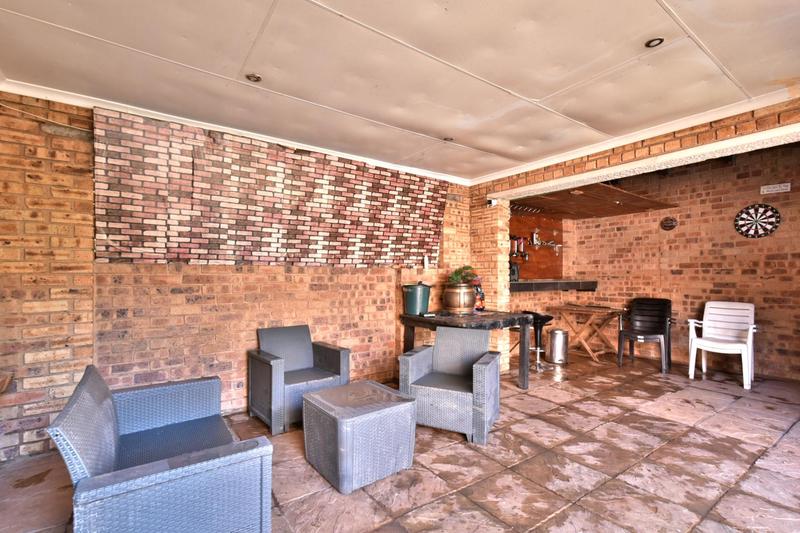 4 Bedroom Property for Sale in Weltevreden Park Gauteng