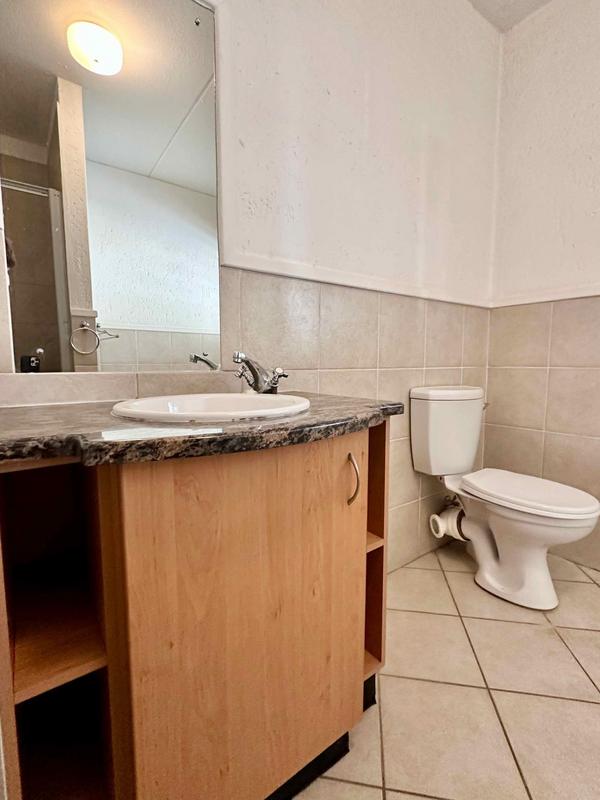 1 Bedroom Property for Sale in Morningside Gauteng
