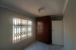 3 Bedroom Property for Sale in Rosslyn Gauteng