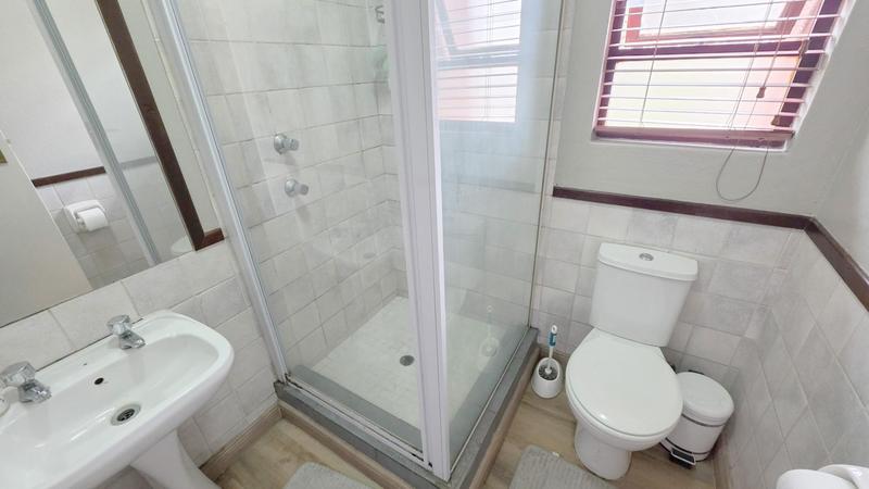 2 Bedroom Property for Sale in Sunninghill Gauteng