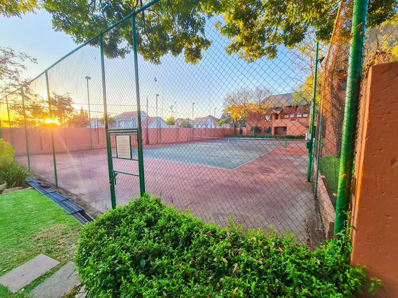 2 Bedroom Property for Sale in Sunninghill Gauteng