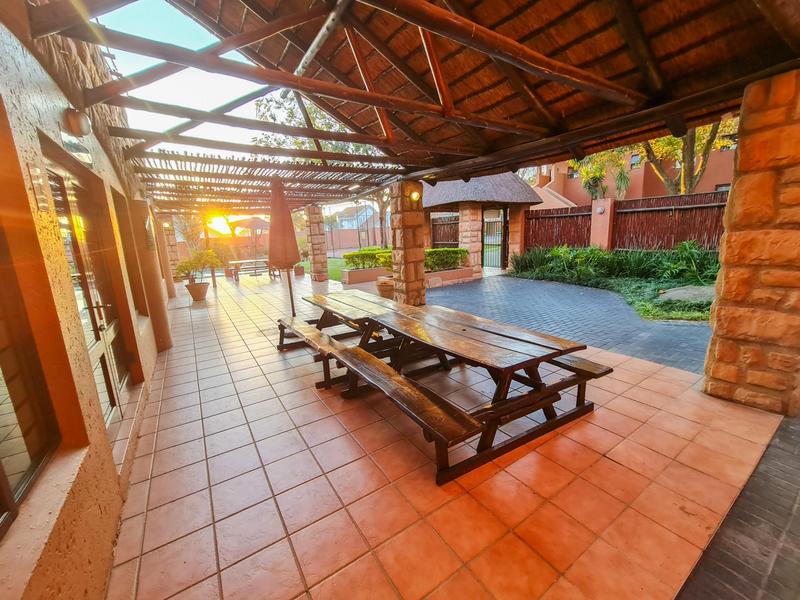 2 Bedroom Property for Sale in Sunninghill Gauteng