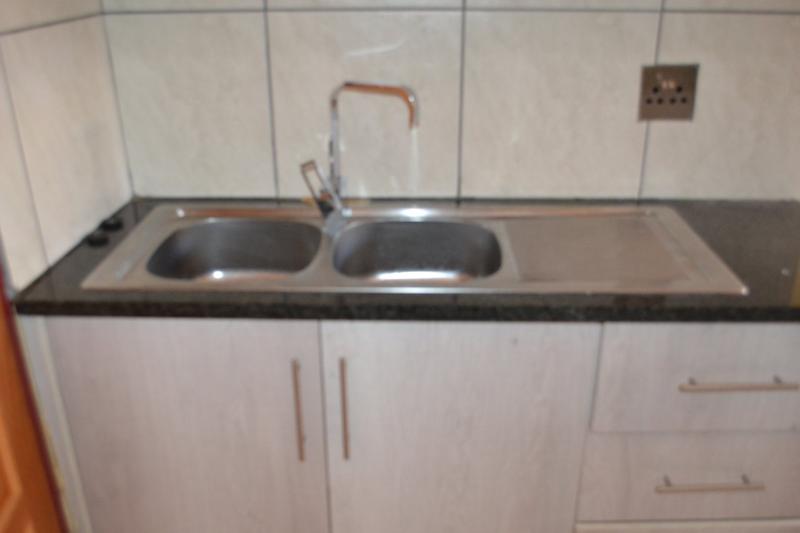 To Let 2 Bedroom Property for Rent in Protea Glen Gauteng