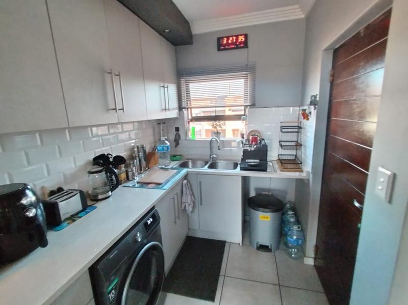 To Let 2 Bedroom Property for Rent in Eveleigh Gauteng