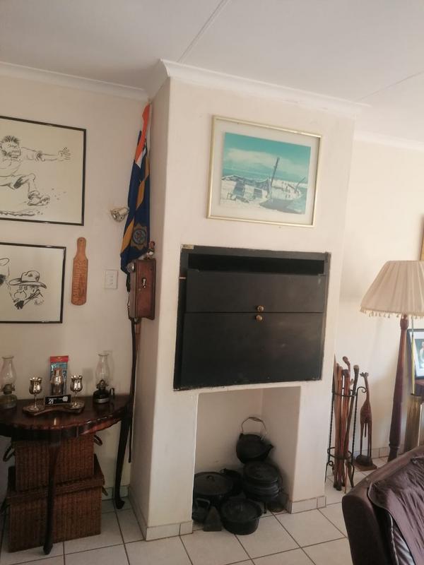 4 Bedroom Property for Sale in Florauna Gauteng