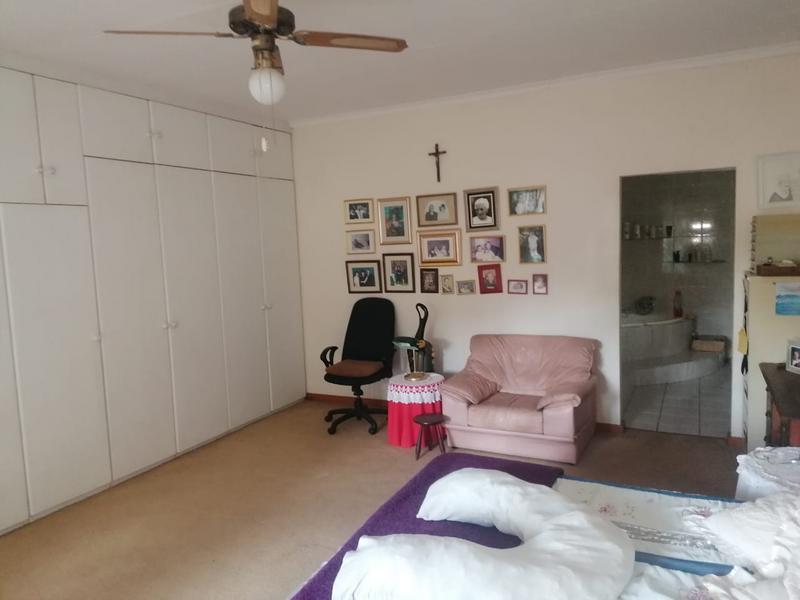 4 Bedroom Property for Sale in Florauna Gauteng
