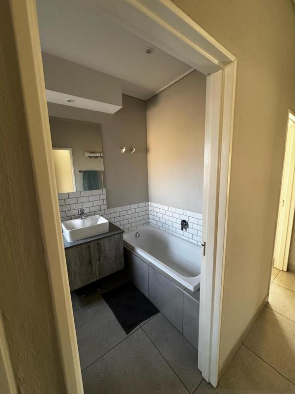 To Let 2 Bedroom Property for Rent in Lynnwood Gauteng