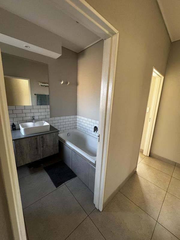 To Let 2 Bedroom Property for Rent in Lynnwood Gauteng