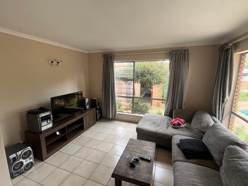 To Let 3 Bedroom Property for Rent in Waterkloof A H Gauteng