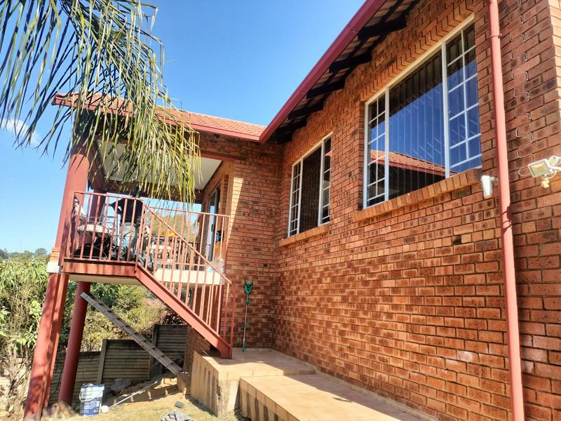 To Let 3 Bedroom Property for Rent in Waterkloof Heights Gauteng