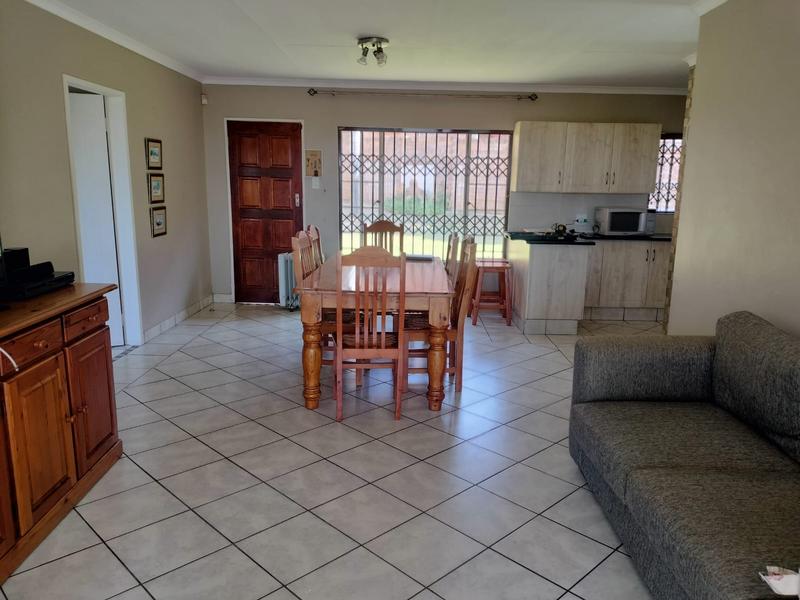 To Let 3 Bedroom Property for Rent in Waterkloof Heights Gauteng