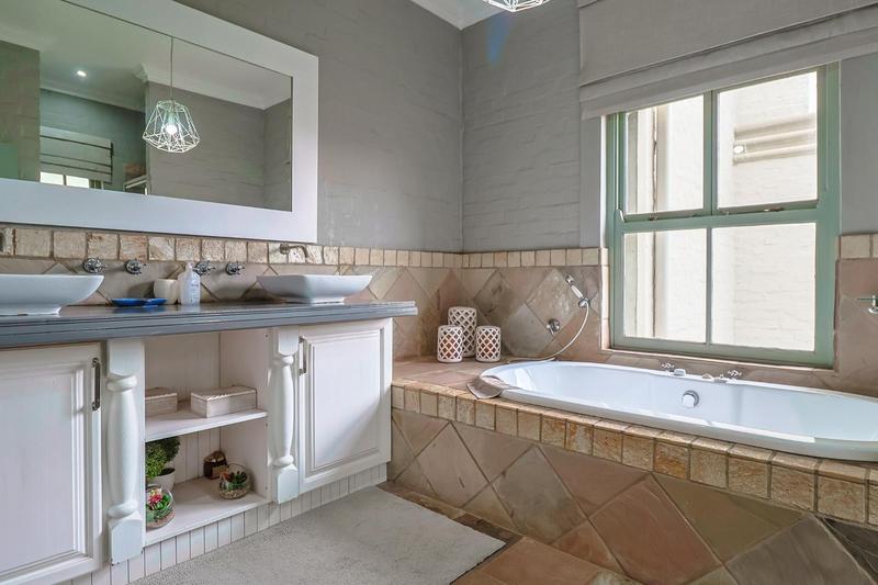 7 Bedroom Property for Sale in Cornwall Hill Gauteng