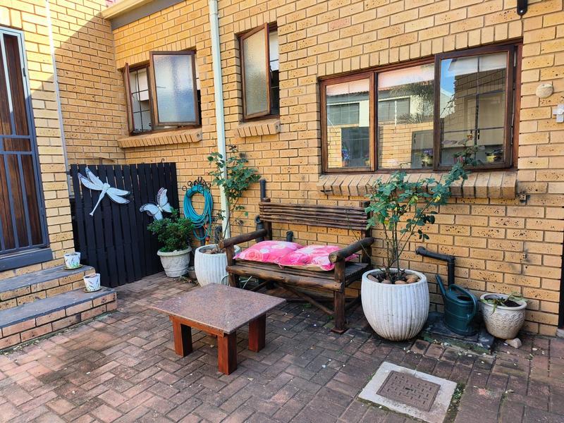 3 Bedroom Property for Sale in Moreleta Park Gauteng