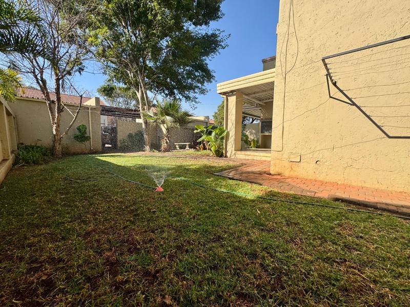 2 Bedroom Property for Sale in Annlin Gauteng
