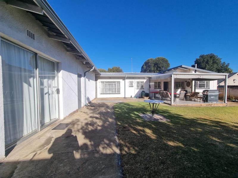 4 Bedroom Property for Sale in Florentia Gauteng