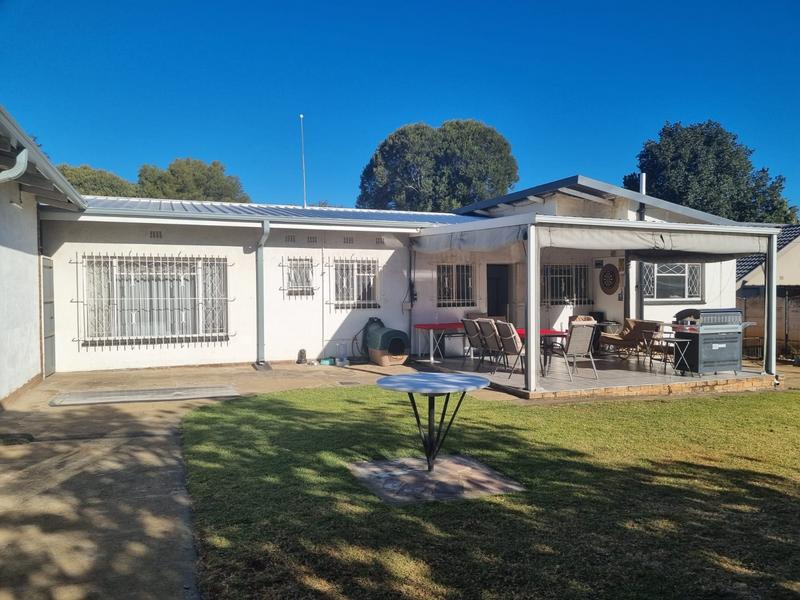 4 Bedroom Property for Sale in Florentia Gauteng