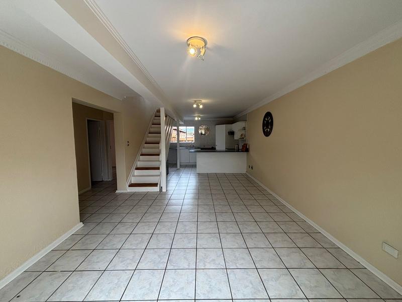 4 Bedroom Property for Sale in Allens Nek Gauteng