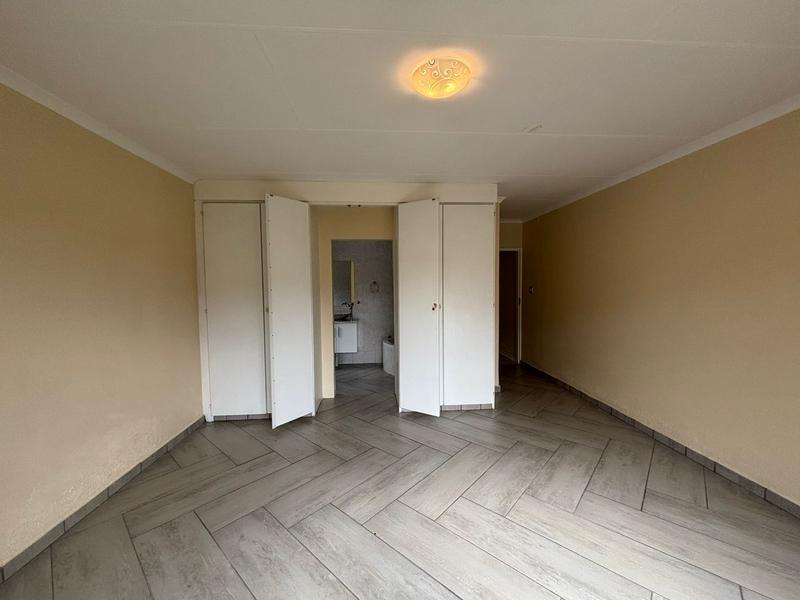 4 Bedroom Property for Sale in Allens Nek Gauteng