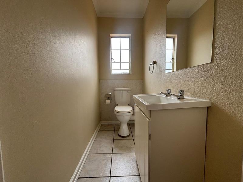 4 Bedroom Property for Sale in Allens Nek Gauteng