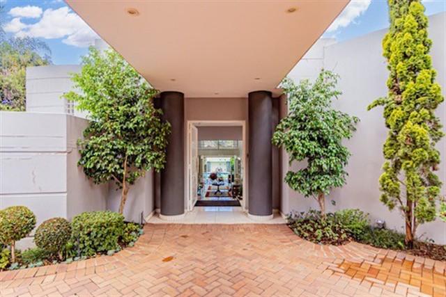 To Let 4 Bedroom Property for Rent in Morningside Gauteng