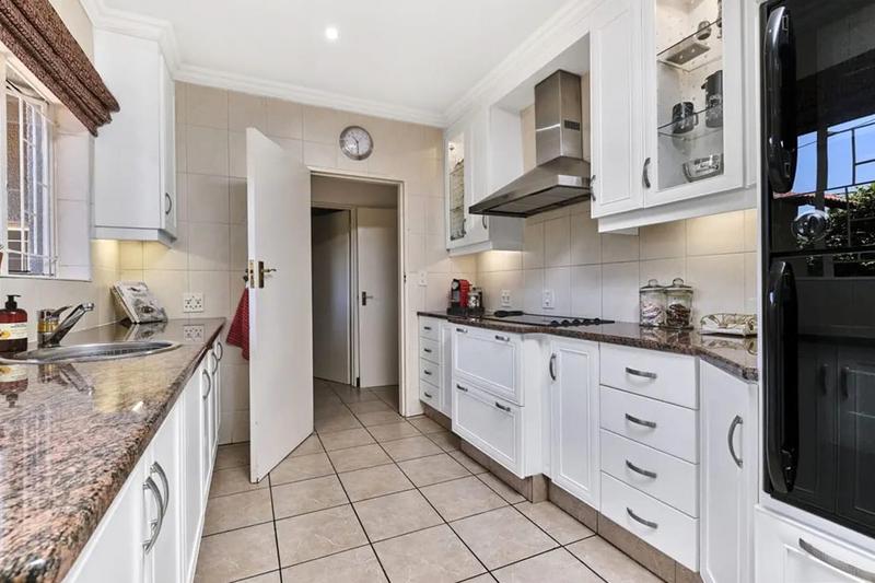4 Bedroom Property for Sale in Morningside Gauteng