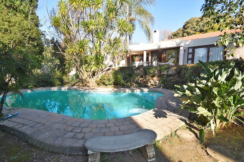 6 Bedroom Property for Sale in Hurlingham Gauteng