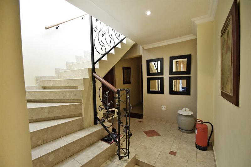 6 Bedroom Property for Sale in Hurlingham Gauteng