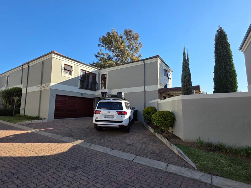 4 Bedroom Property for Sale in Sunninghill Gauteng