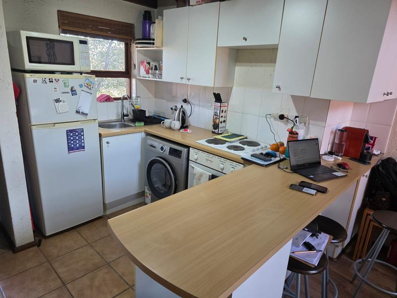 2 Bedroom Property for Sale in Sunninghill Gauteng