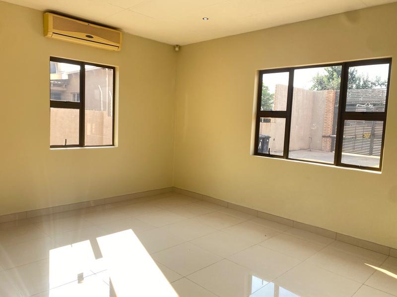 To Let 1 Bedroom Property for Rent in Wierda Park Gauteng