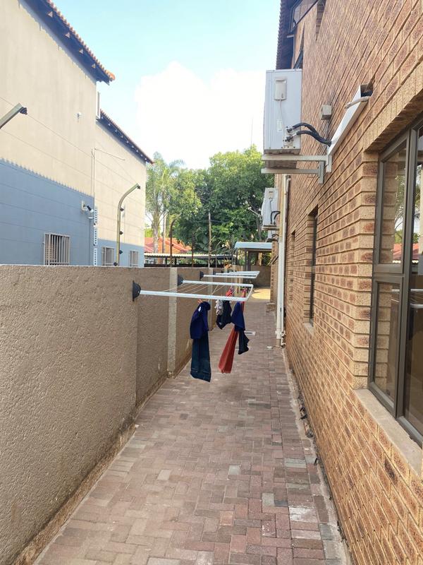 To Let 1 Bedroom Property for Rent in Wierda Park Gauteng