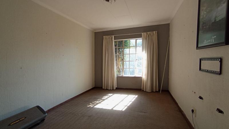 3 Bedroom Property for Sale in Clubview Gauteng